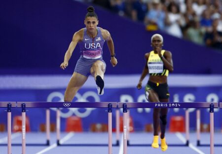 Holloway Dominates to Reach Hurdles Final as Parchment Makes a Surprising Comeback!
