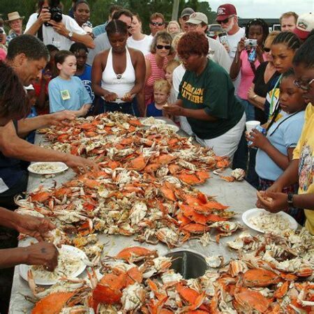 Get Ready to Race: Crab Fest Bike and Run Events Make a Comeback in Downtown!