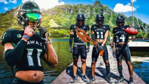 I flew with Hawaii football to understand what cross-country travel is REALLY like – Extra Points