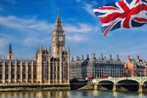 UK government pledges to spend £900m on major sporting events and grassroots facilities – BBC