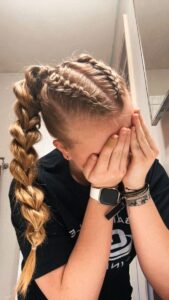 25 Chic Athletic Hairstyles to Elevate Your Workout Style in 2025!