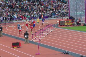 Unbelievable Finish: Athlete Triumphs in 400m Hurdles with a Shocking Wardrobe Malfunction!