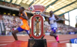 Karsten Warholm Shatters 300m Hurdles World Record in Thrilling Season Opener!