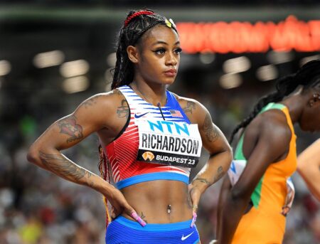 Unbelievable Finish: Athlete Triumphs in 400m Hurdles with a Shocking Wardrobe Malfunction!