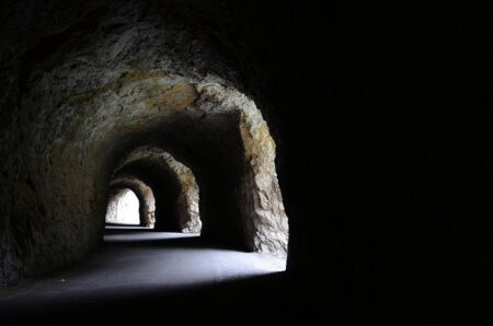 Tunnel Ultra: Conquer the Ultimate 200-Mile Nighttime Challenge