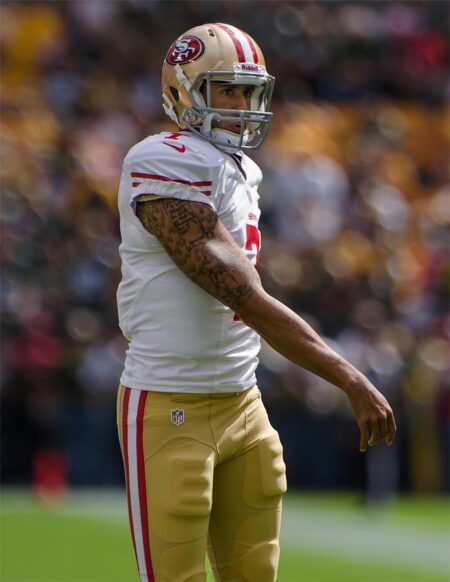 Colin Kaepernick Flaunts Impressive Arm Strength in Michigan Spring Game Workout
