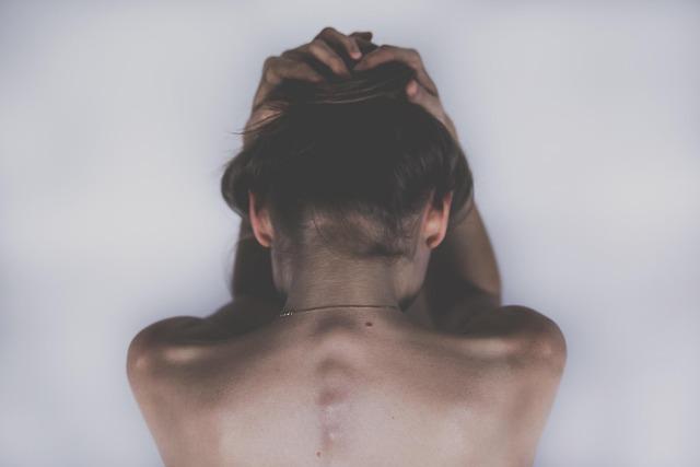 Why Does Your Shoulder Hurt When You Throw? Uncover the Surprising Causes and Effective Solutions Why Does Your Shoulder Hurt When You Throw? Uncover the Surprising Causes and Effective Solutions