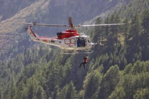 Epic Showdowns in the Italian Mountains: England’s Athletic Warriors Rise to the Challenge