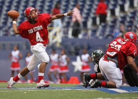 Master the Art of the Perfect Throw: Tom Brady’s Expert Tips for Precision Passing