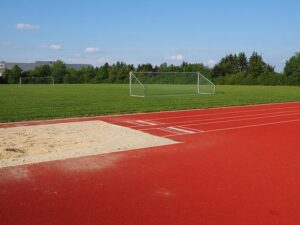 Ricketts and Smith Breeze into Triple Jump Final with Ease
